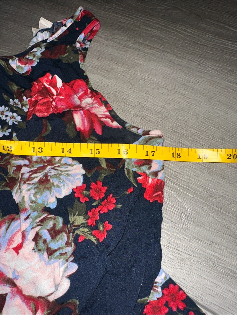 Loft Floral Navy Sleeveless Tie-Waist jumpsuit size Large - Picture 6 of 9